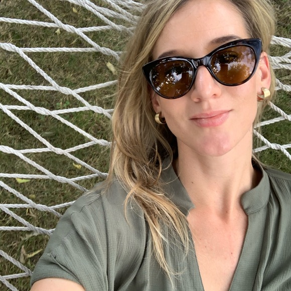 Meet your Posher, Kelly - Picture 1 of 1